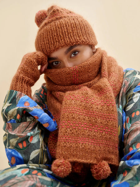52 Weeks of Easy Knits - Laine Publishing